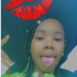 Meet your Posher, Emmanuela